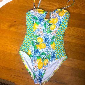 La Blanca lemon print one piece swim sz.8